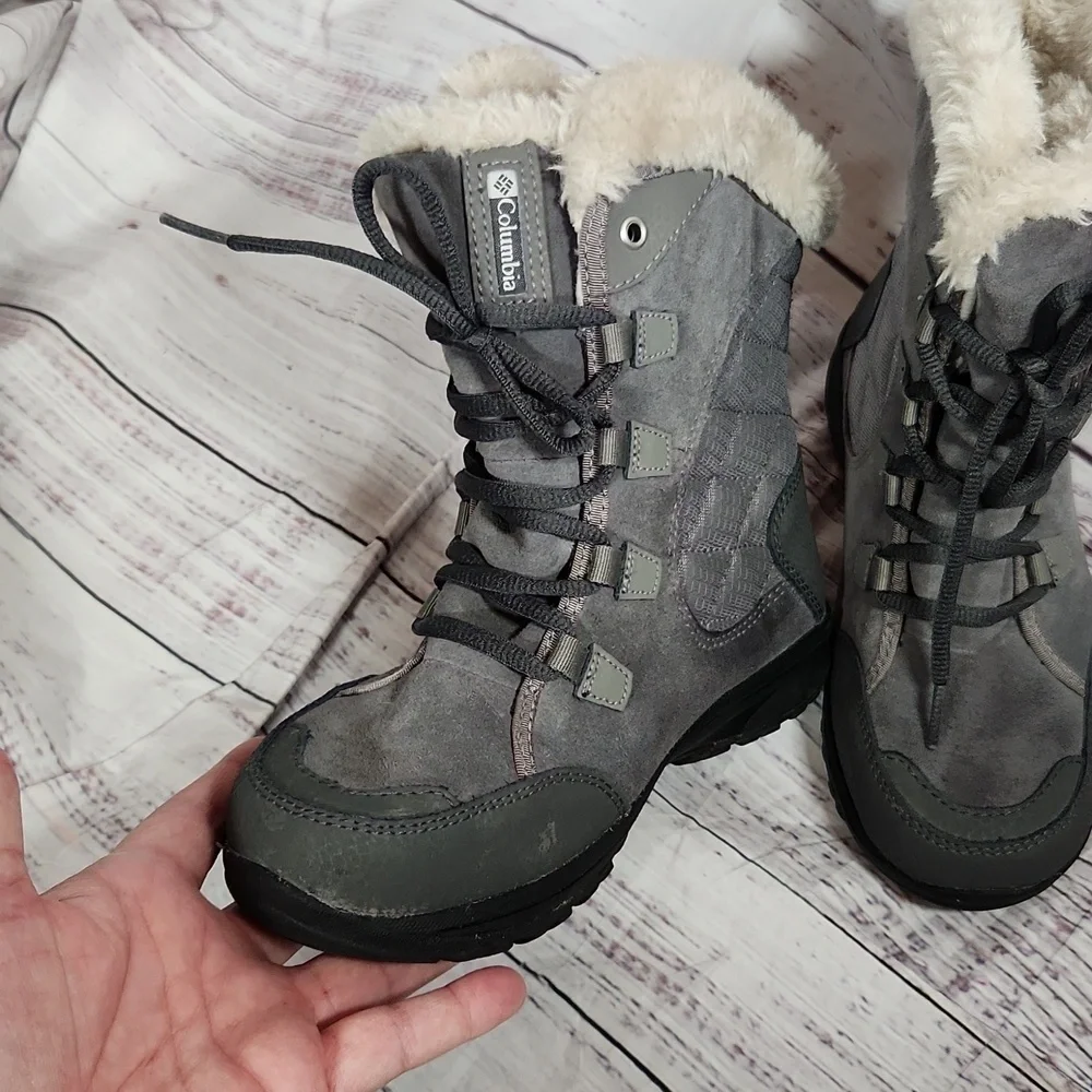 Columbia girls gray quilted faux-fur winter boots